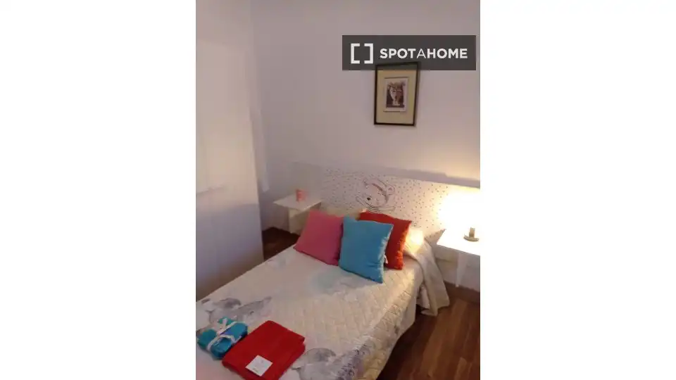Bedroom of Apartments for share in Jaén  with Air Conditioner, Heating and Terrace