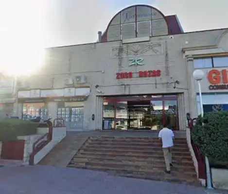 Exterior view of Commercial properties for rent in Las Rozas de Madrid  with Air Conditioner