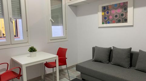 Foto 5 de Apartamento de alquiler en Arapiles, Madrid Capital