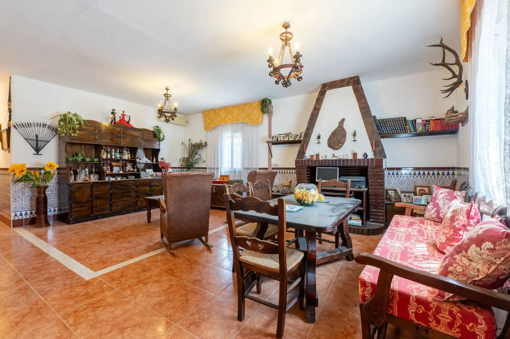 Sala de estar de Casa o chalet en venta en Calzada de Calatrava con Calefacción