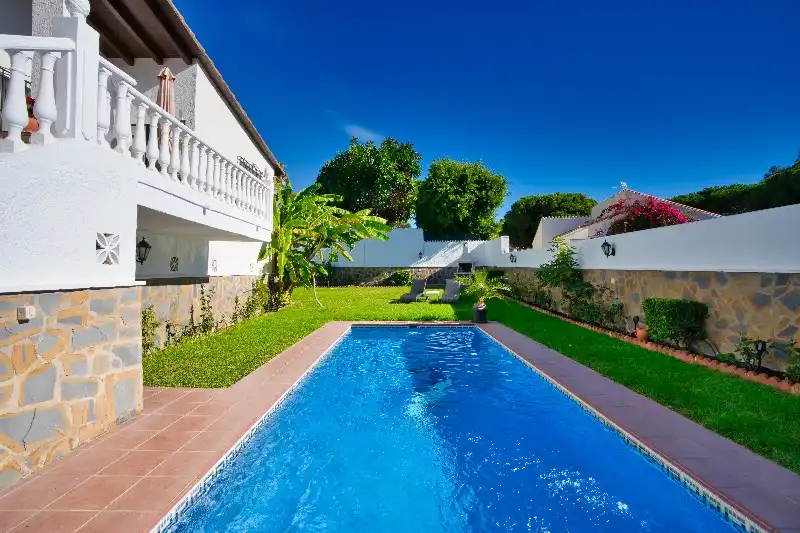 Xalet amb piscina en venda a Riviera del Sol, imagen 4