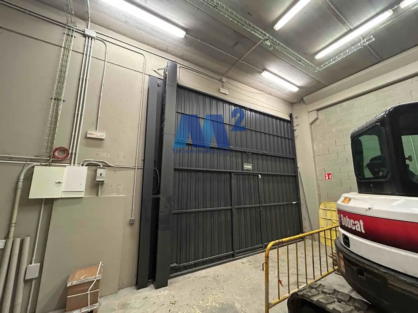 Nau industrial en venda en Alcobendas