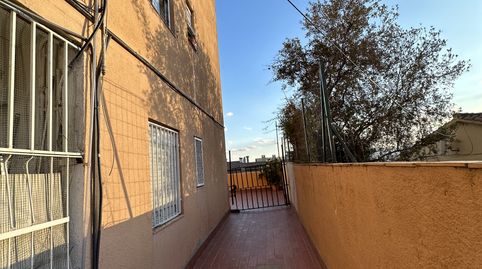 Foto 4 de Pis en venda a Carrer del Pi, Guinardera, Santa Coloma de Gramenet