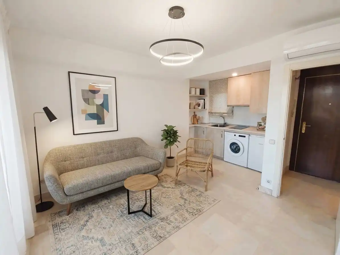 Living room of Apartments for rent in Madrid  with Air Conditioner, Heating and Storage room