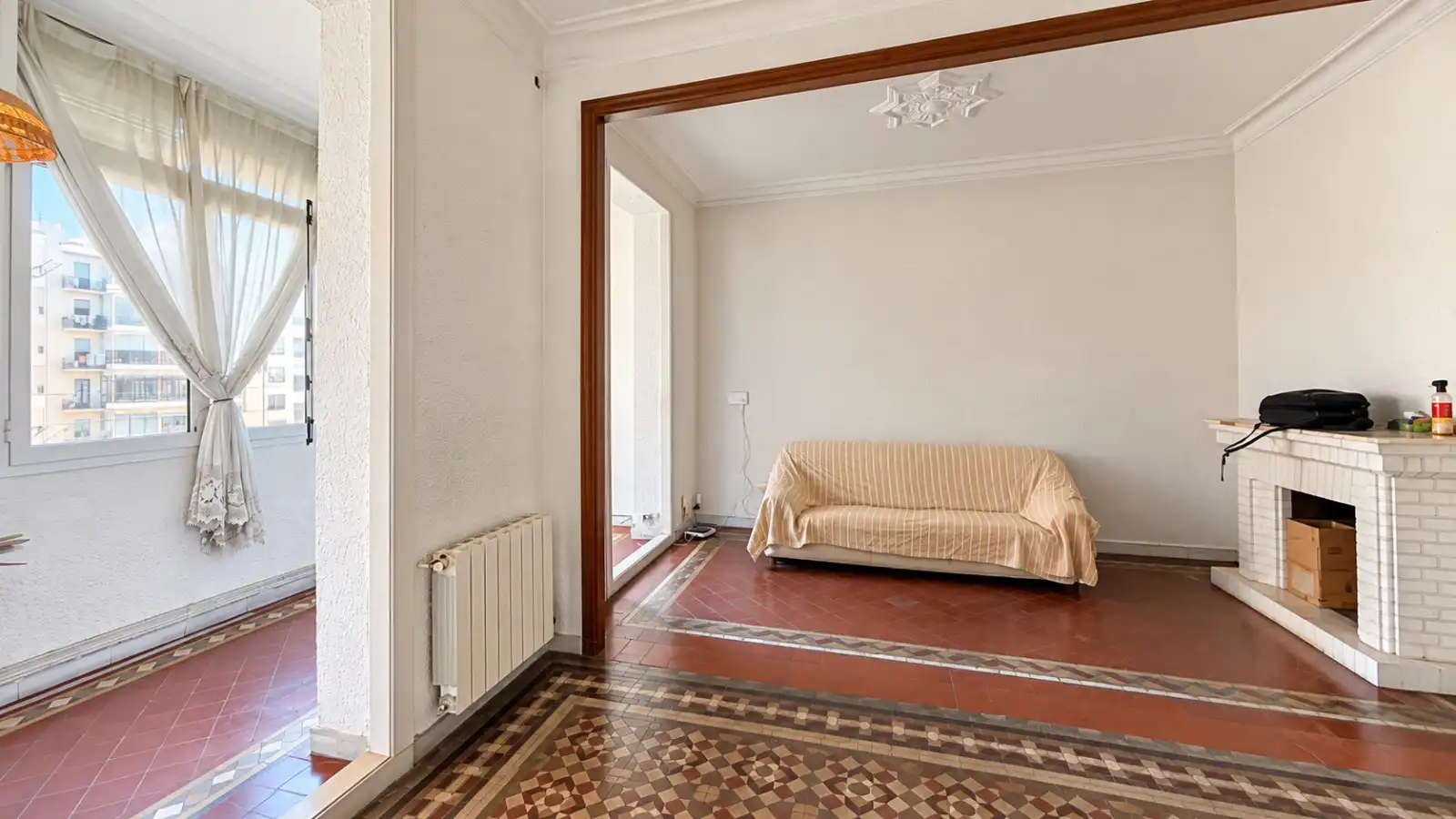 Wohnung mit Terrasse zum Verkauf in Carrer de Girona, imagen 7