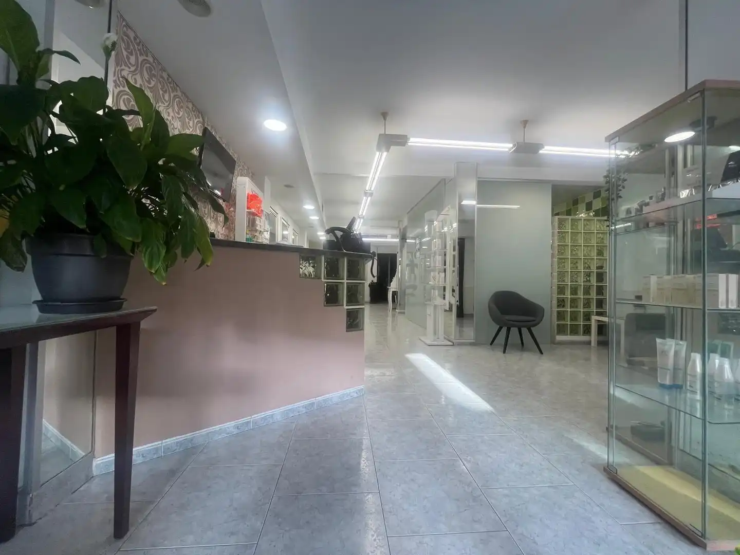 Local en venta en Calle de Lorenzo Ferreira, Santa Rosa - Valdeolleros