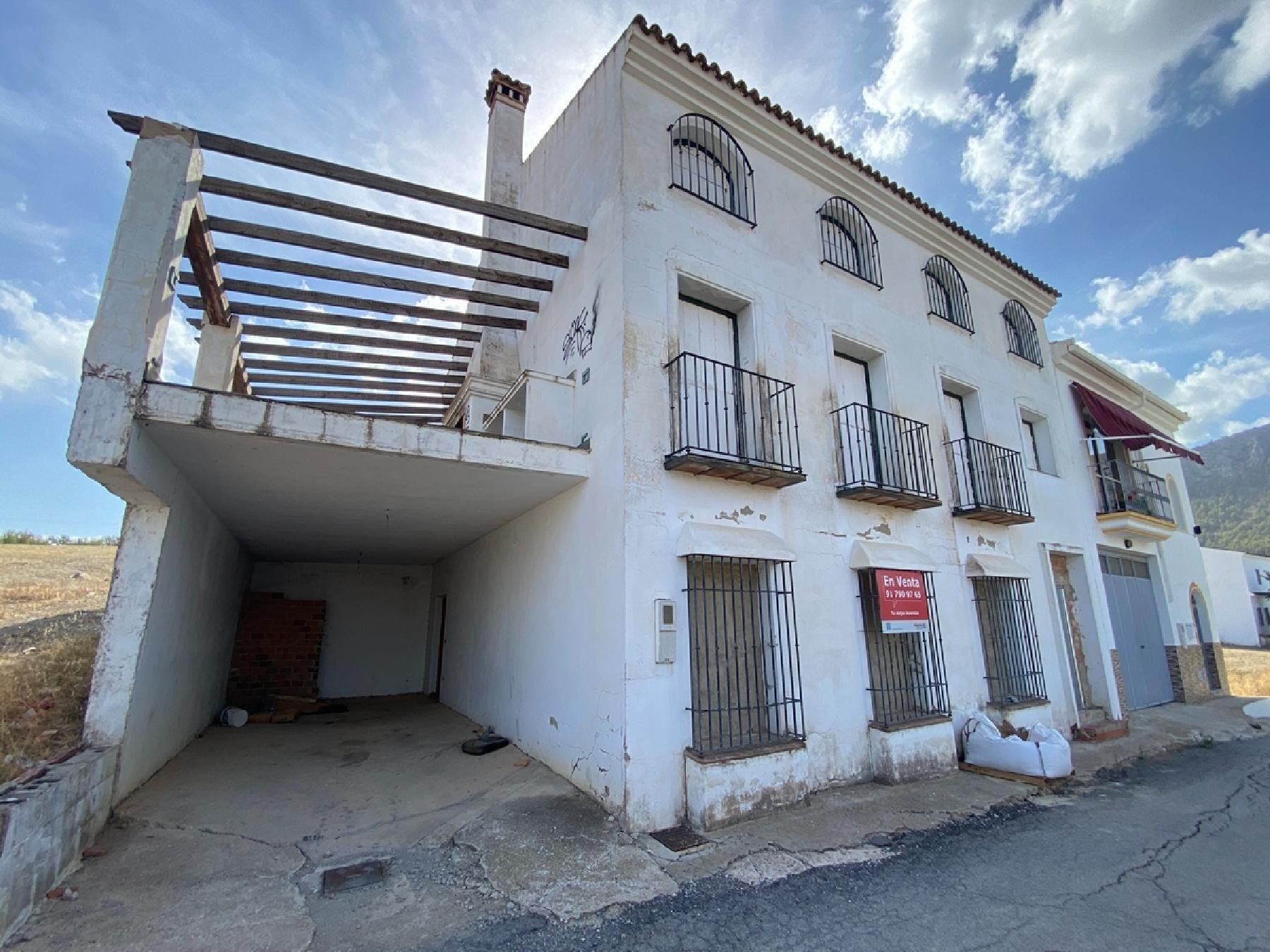 Vista exterior de Casa o chalet en venta en Cuevas de San Marcos con Terraza y Trastero