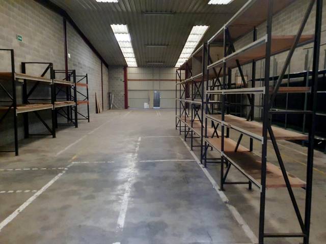 Nave industrial en Alquiler en Etxebarri