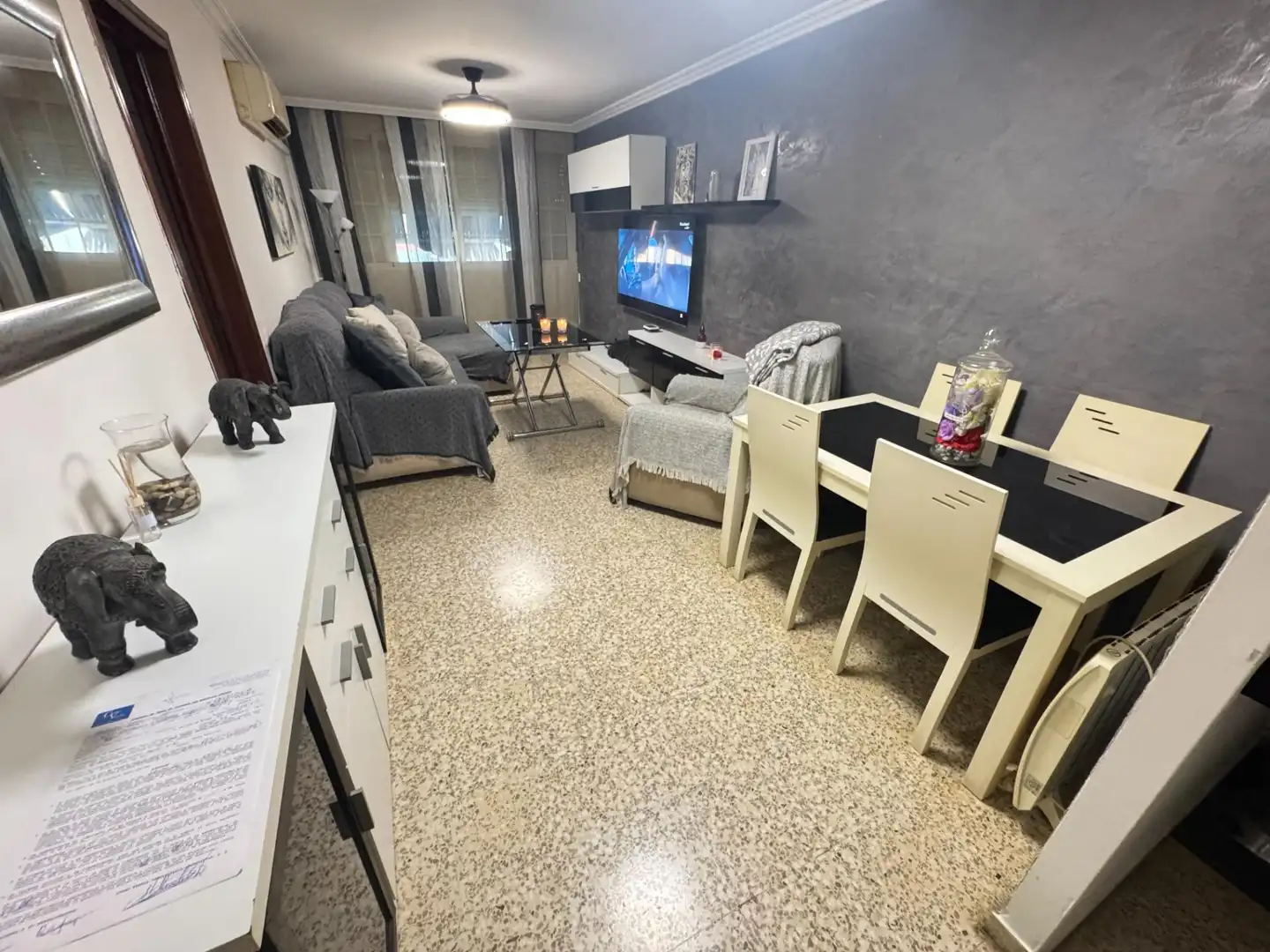 Sala d'estar de Pis en venda en Montequinto