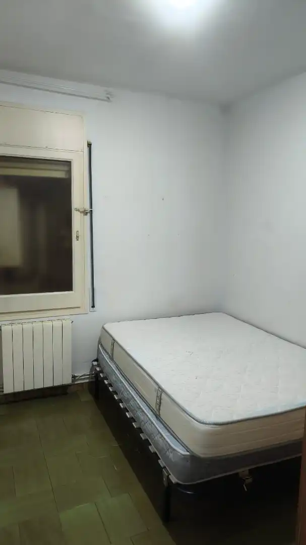 Habitación de Piso de alquiler en Igualada con Calefacción, Amueblado y Horno