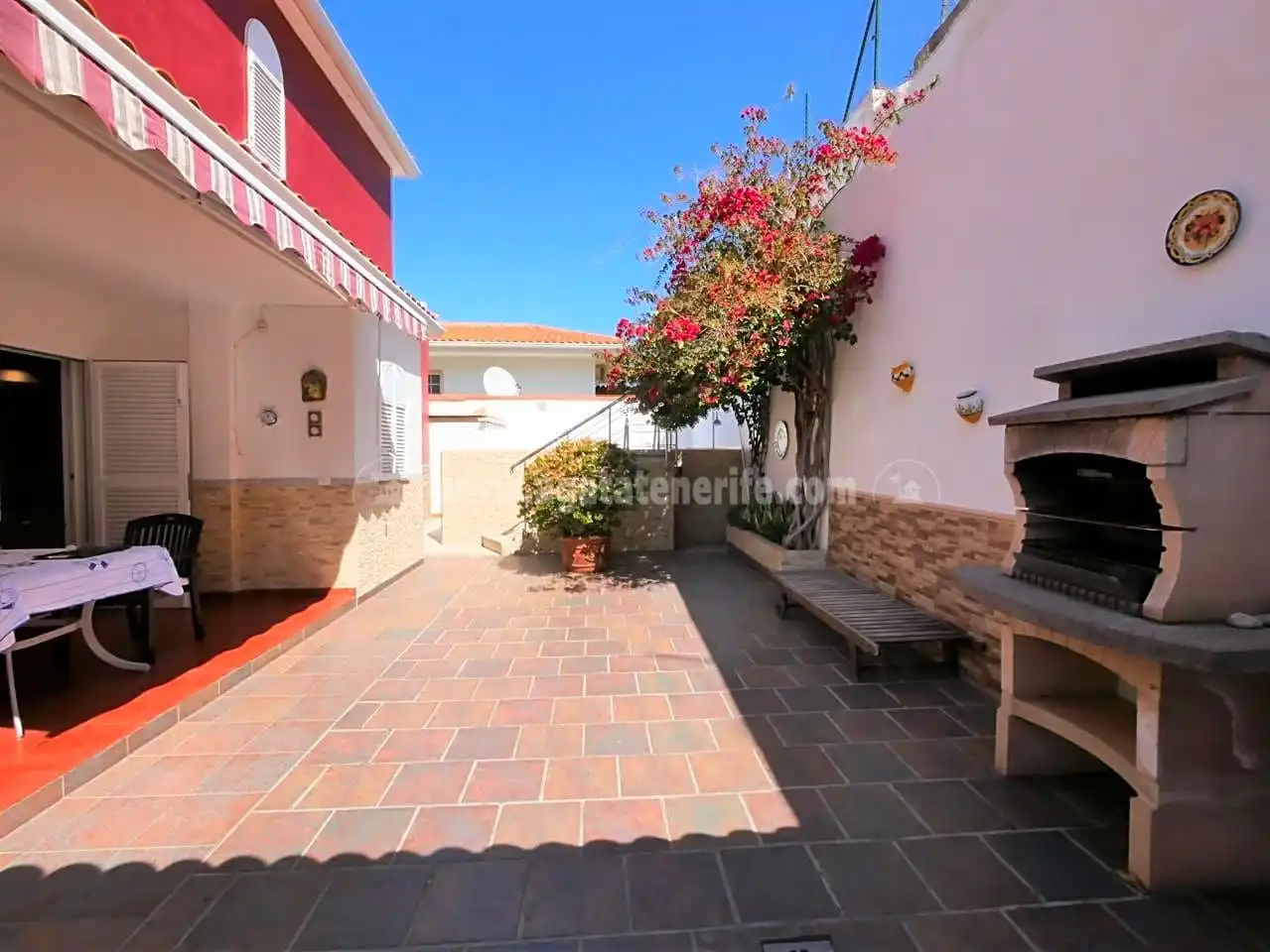 Vista exterior de Casa o chalet en venta en Los Realejos con Jardín privado, Terraza y Trastero