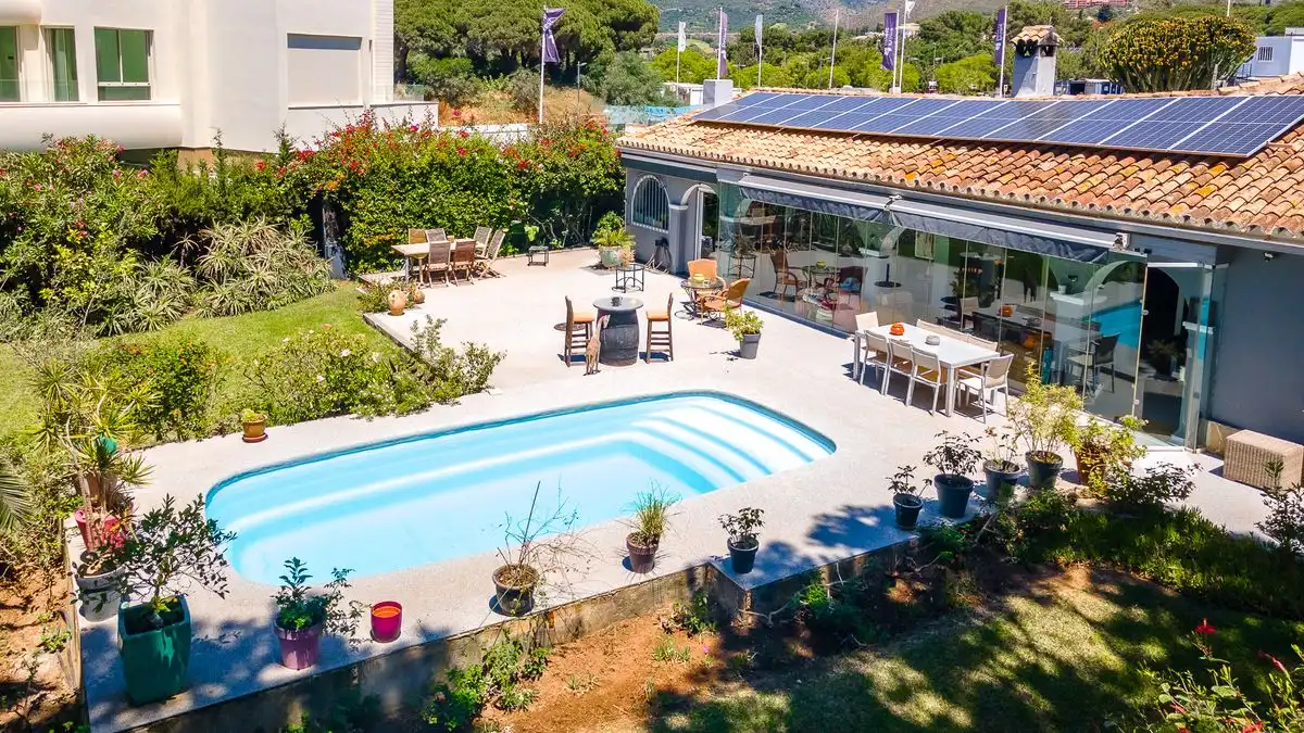 Terrassa de Casa o xalet en venda en Marbella amb Aire condicionat, Calefacció i Jardí privat