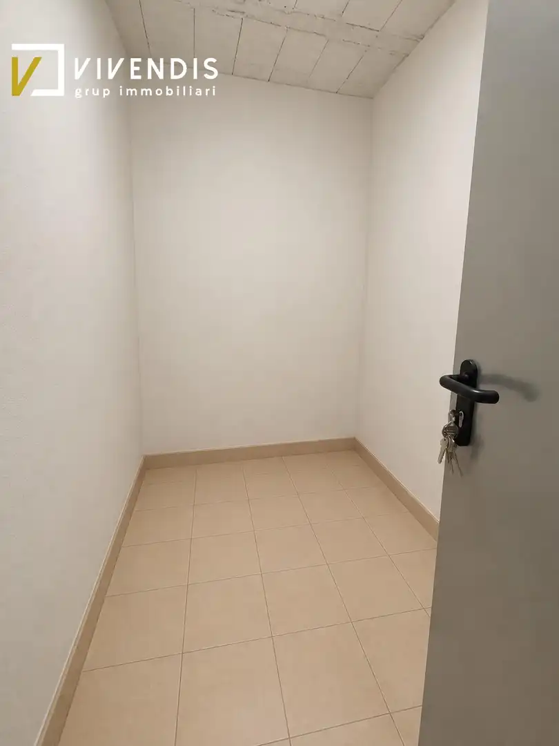 Piso en venta en Lleida con Calefacción, Parquet y Trastero