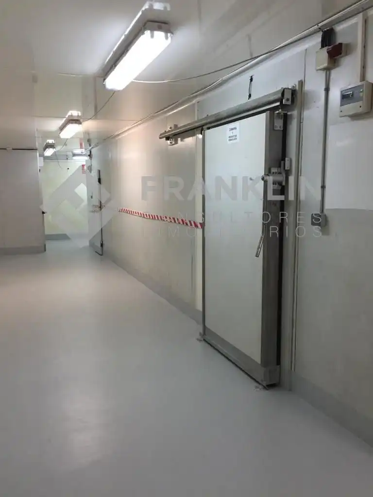 Business premises to rent in Carrer de Salvador Seguí - El Noi del Sucre 81