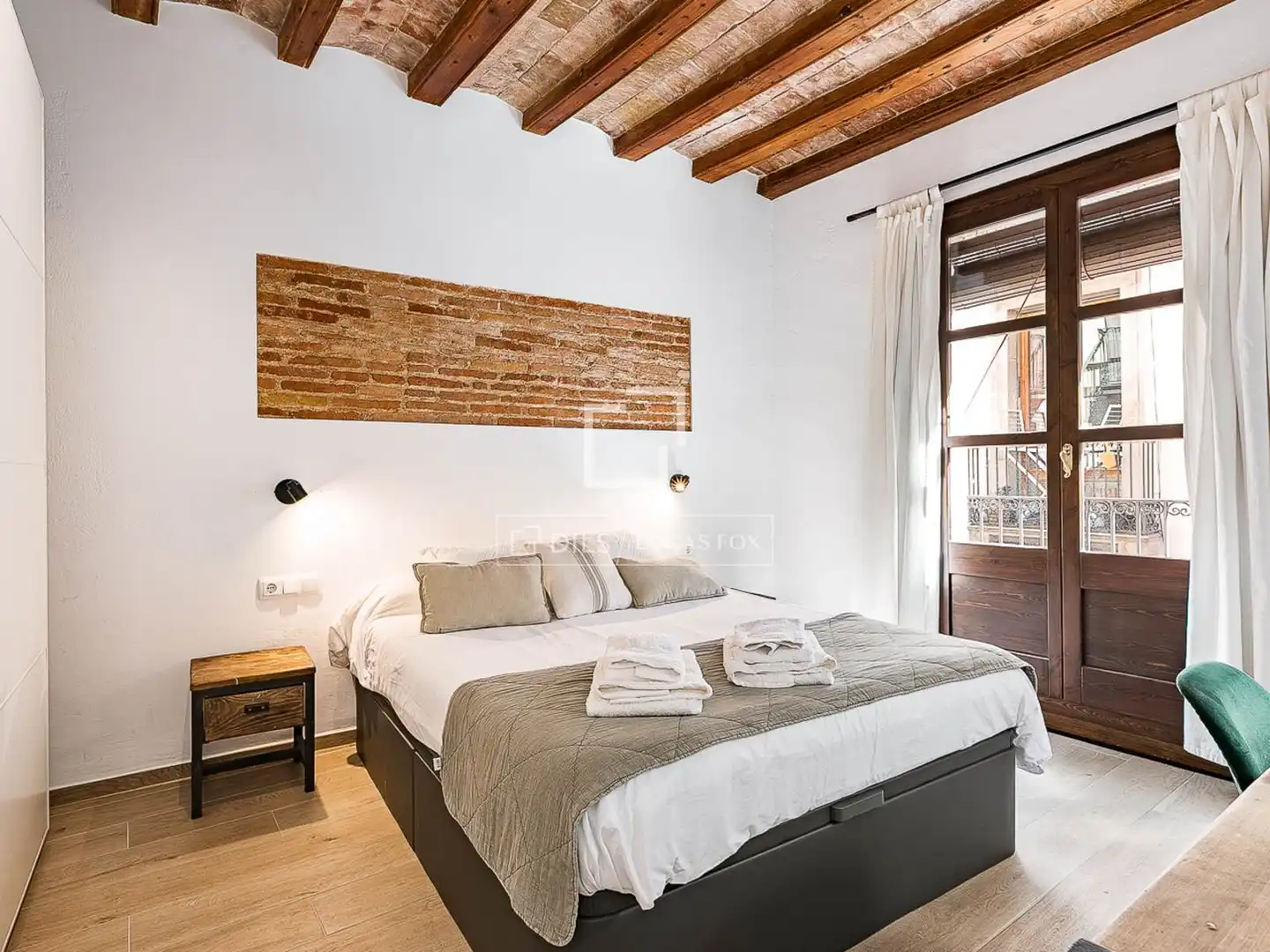 Bedroom of Flat for sale in Barcelona  with Air Conditioner, Heating and Furnished