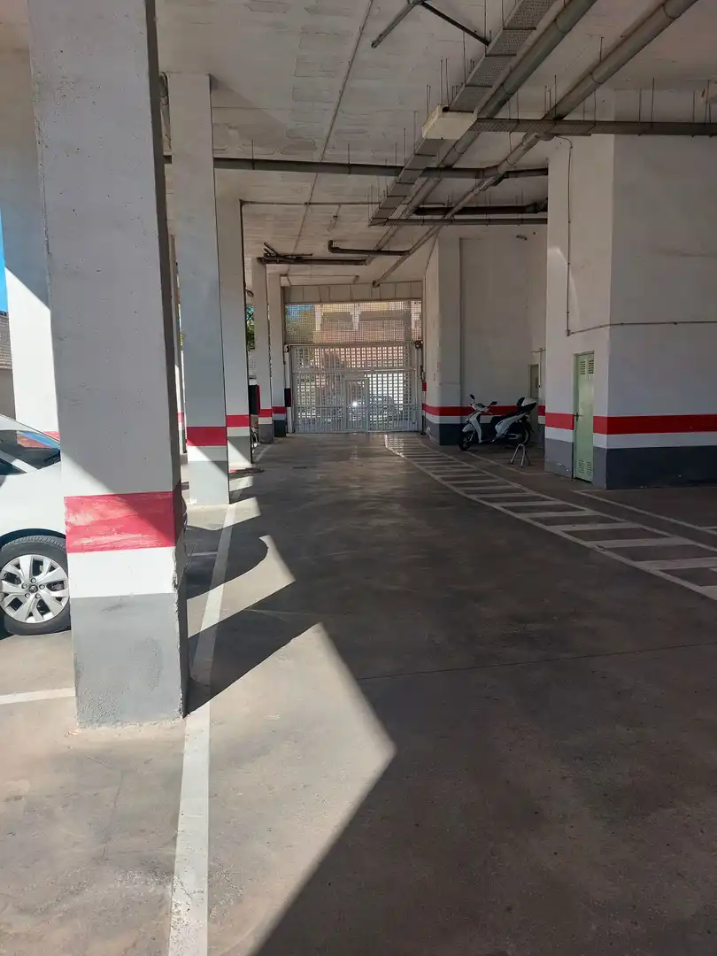Aparcament en venda a Plaza Manos Unidas