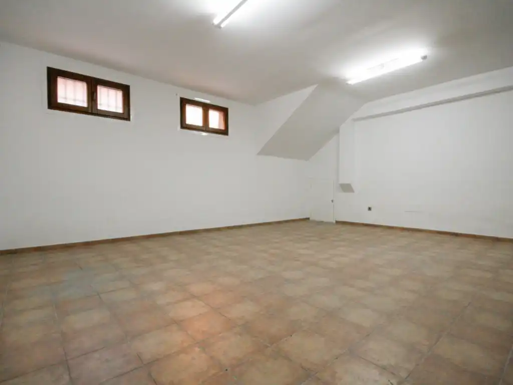 Casa adosada de alquiler en Coín