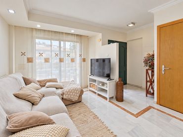 Casa a schiera con balcone in vendita a Zona Avenida Alta - Auditorio