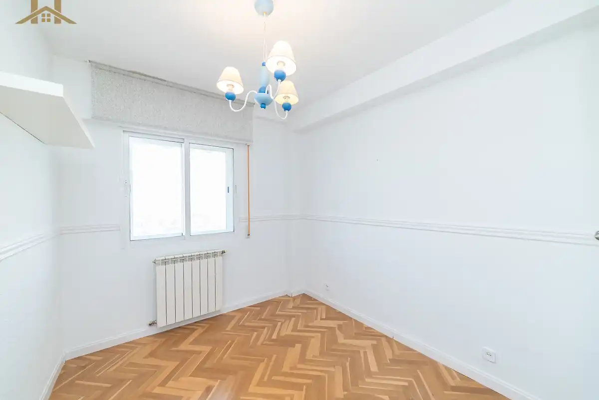Dormitori de Pis en venda en Móstoles amb Calefacció, Parquet i Terrassa