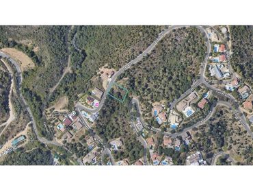 Terreno residenziale in vendita a Calle Avet 33