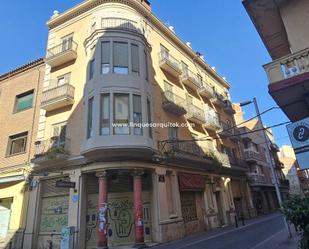 Vista exterior de Àtic en venda en  Lleida Capital amb Terrassa i Balcó