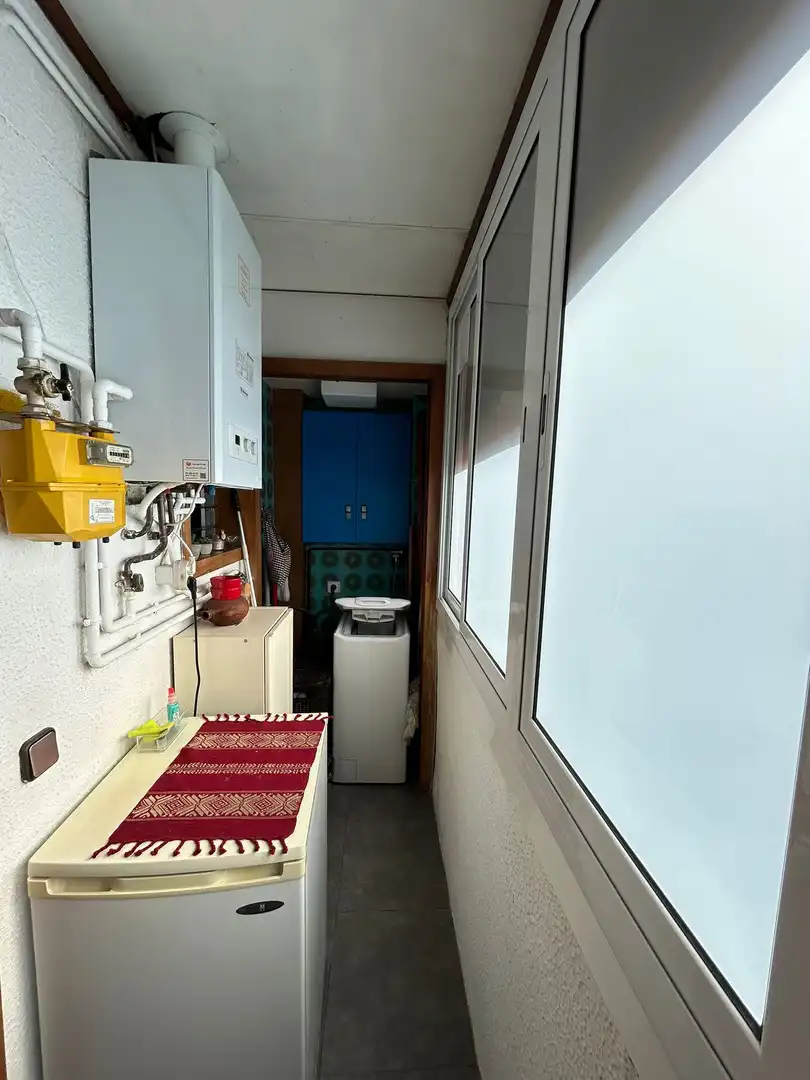 Kitchen of Flat for sale in L'Hospitalet de Llobregat  with Balcony