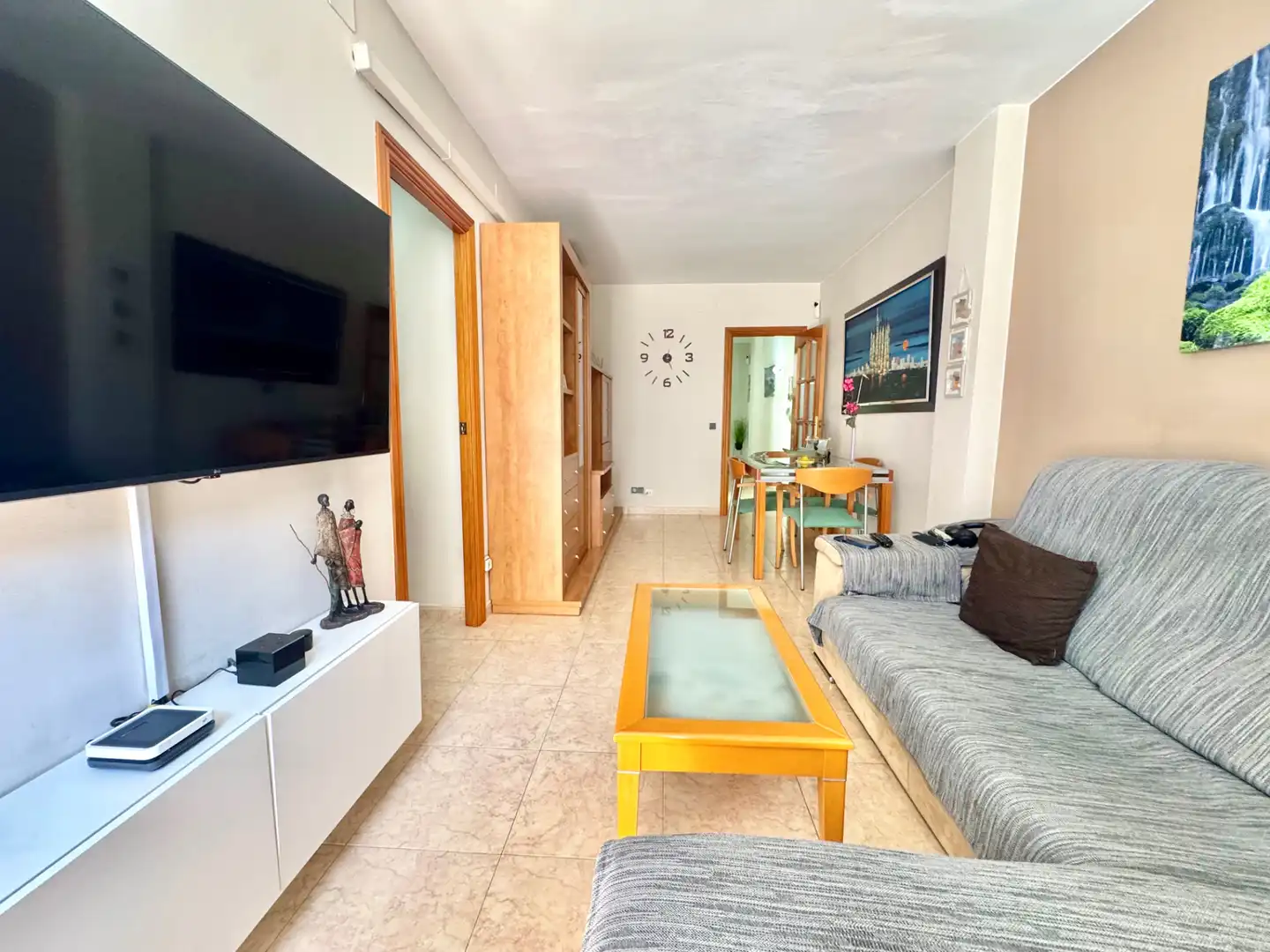 Sala d'estar de Pis en venda en Badalona amb Aire condicionat, Calefacció i Moblat