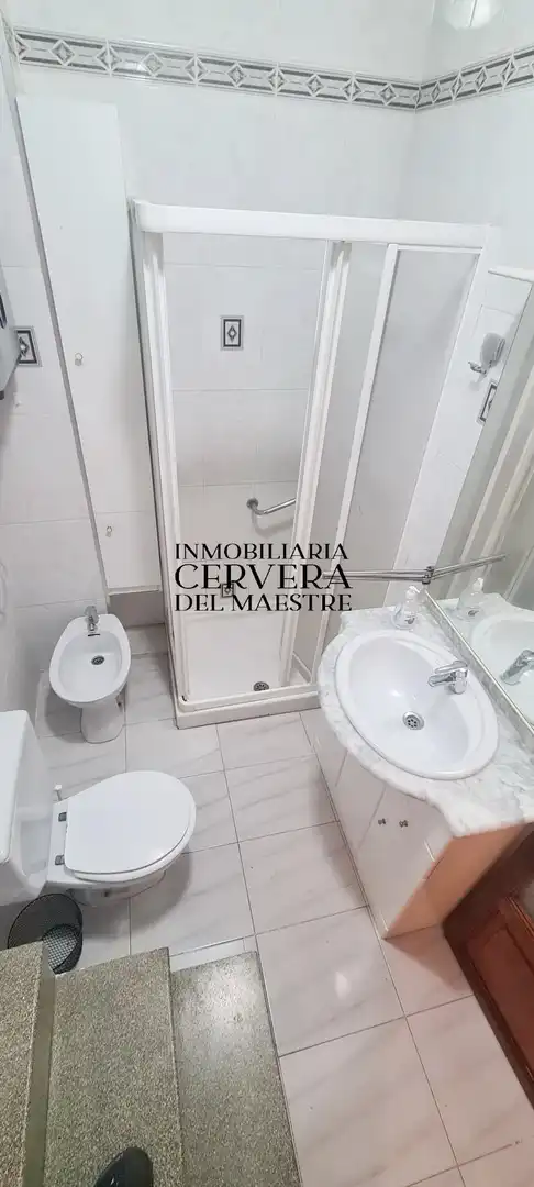 Baño de Casa adosada en venta en Cervera del Maestre
