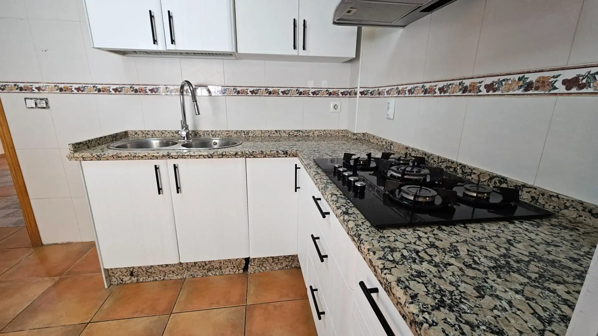 Maison mitoyenne avec terrasse à vendre à La Victoria, imagen 15