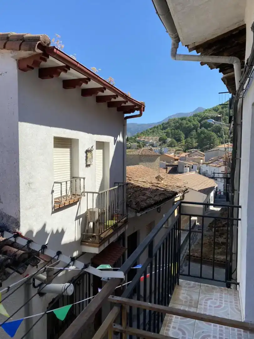 Terrassa de Pis en venda en Santa Cruz del Valle amb Moblat, Forn i Rentadora