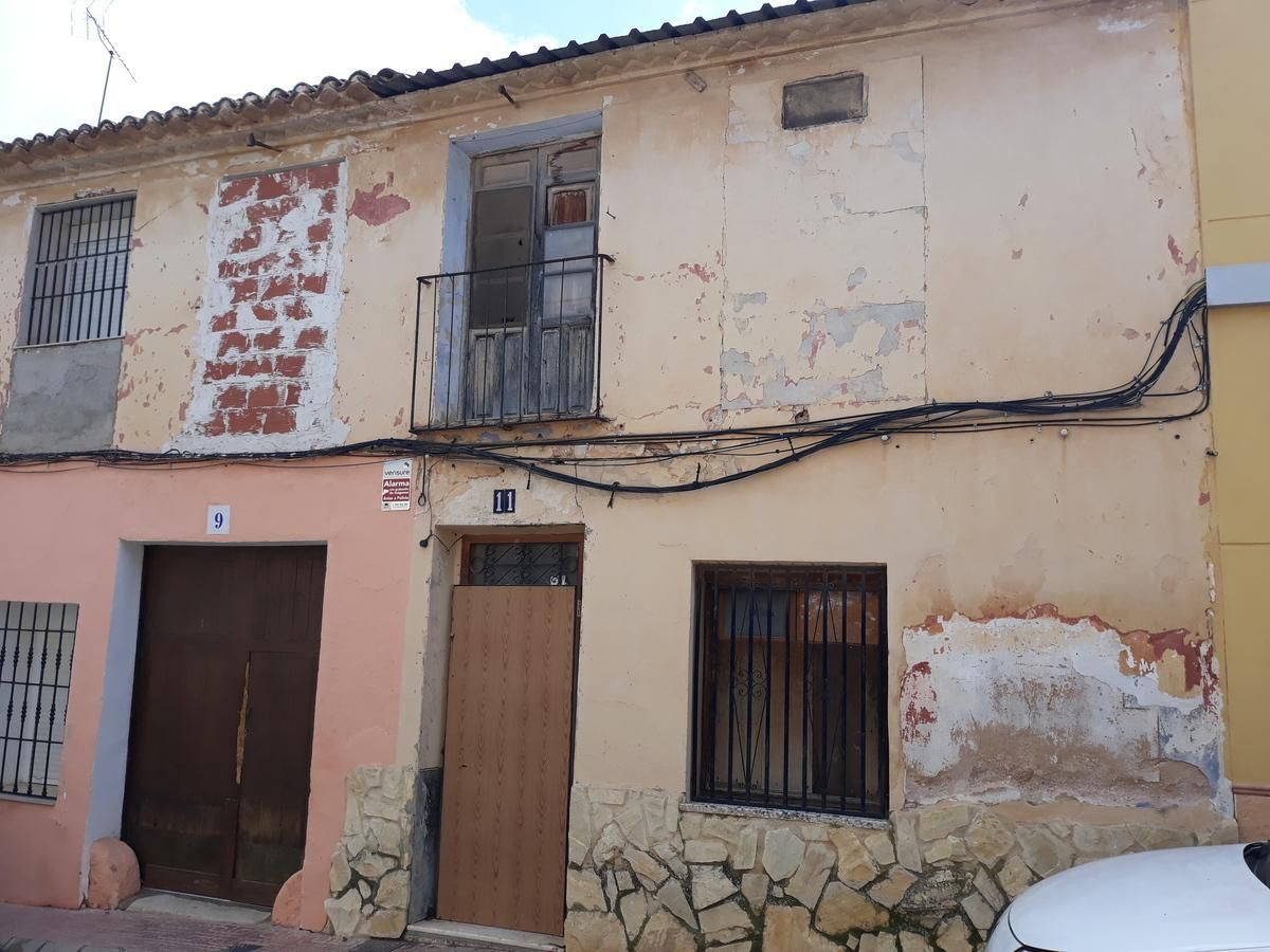 Exterior view of House or chalet for sale in Caudete
