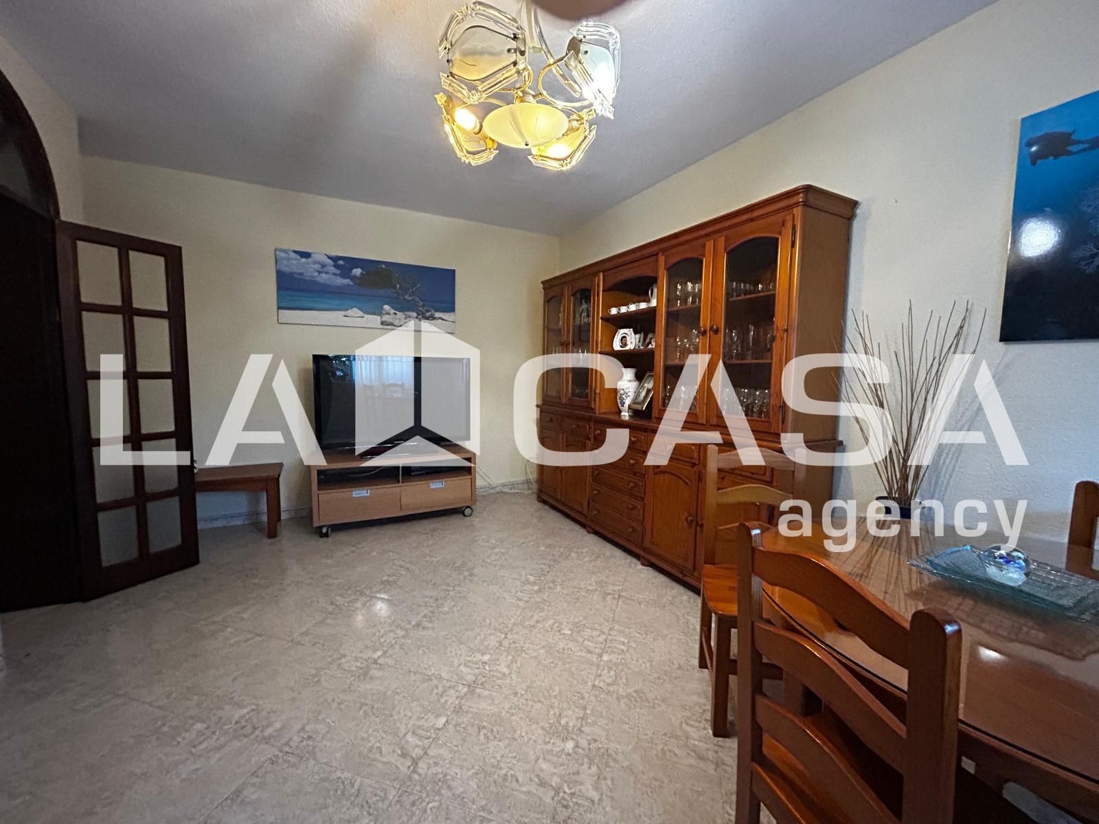 Casa adosada en venta en Montequinto con Aire acondicionado y Piscina