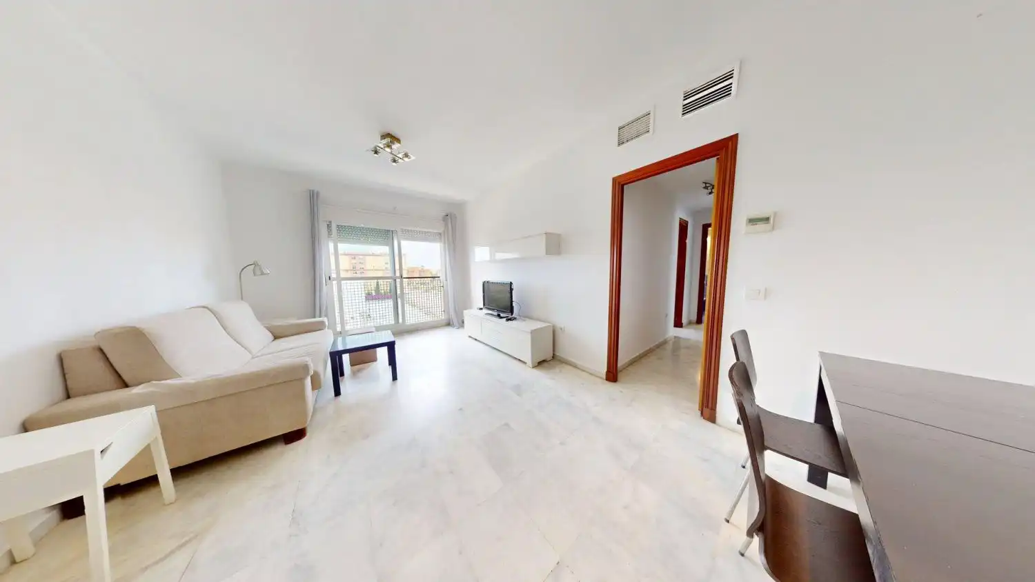 Wohnzimmer von Wohnung zum Verkauf in Sevilla mit Klimaanlage und Abstellraum