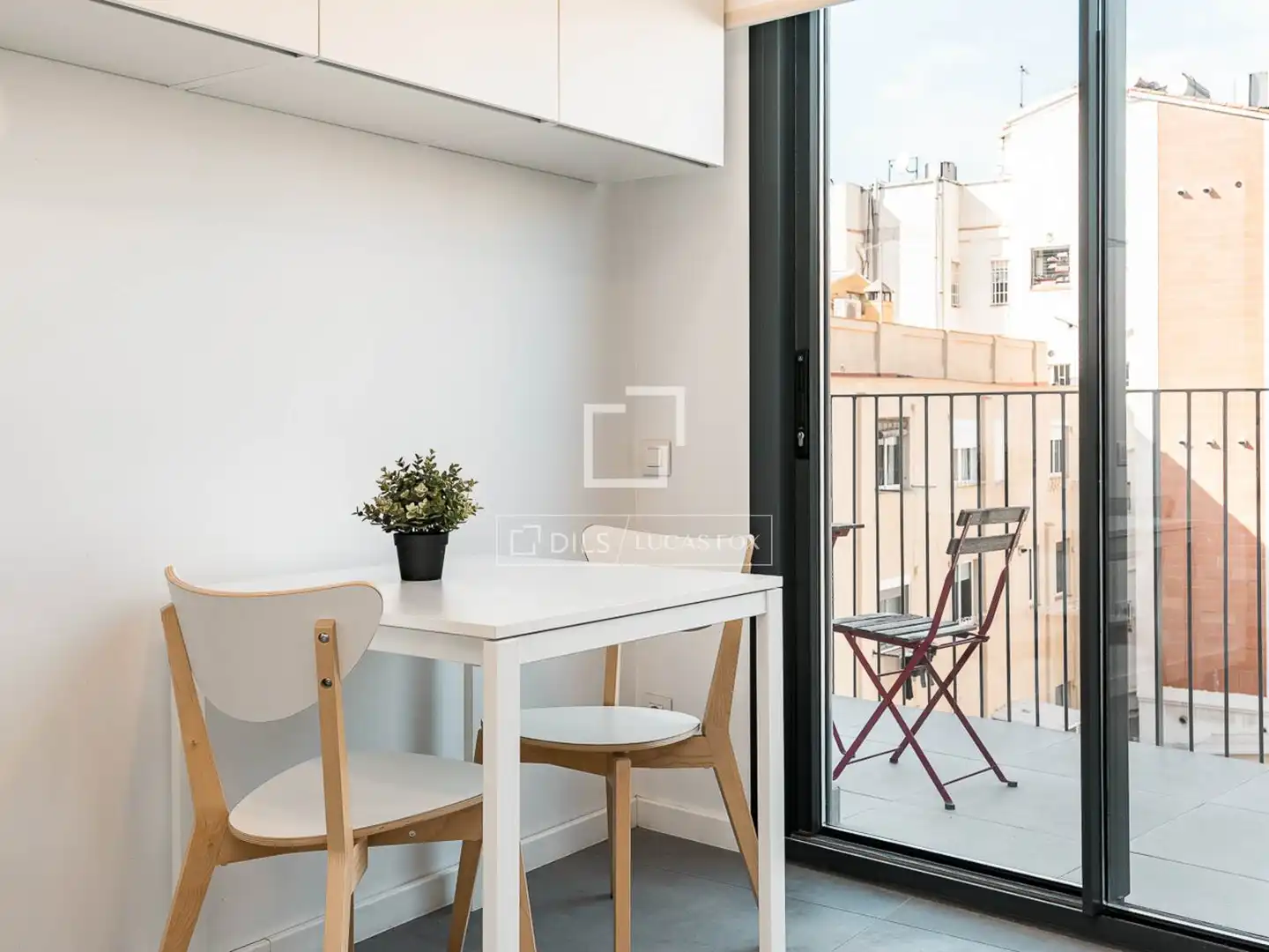 Terrasse von Dachboden zum Verkauf in Barcelona mit Klimaanlage, Heizung und Schwimmbad