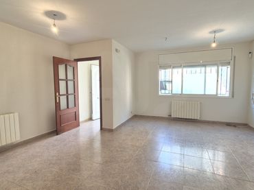 Casa aparellada en venda a Castellet i la Gornal
