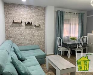 Sala d'estar de Planta baixa en venda en Andújar amb Aire condicionat