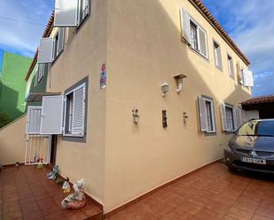 Exterior view of Single-family semi-detached for sale in San Cristóbal de la Laguna  with Terrace and Balcony