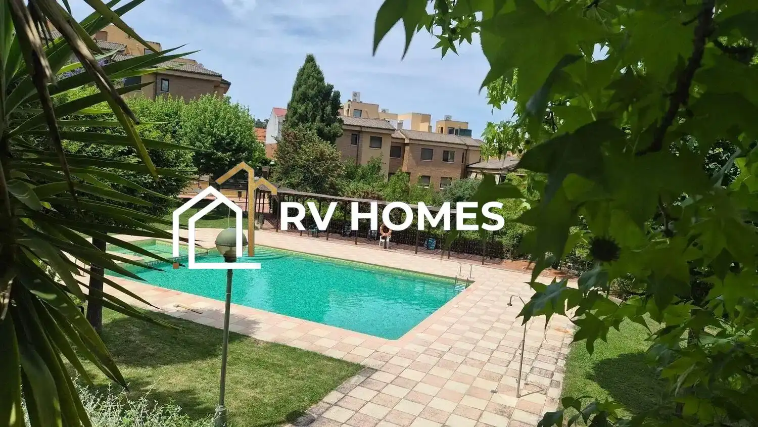 Vista exterior de Piso de alquiler en Cáceres con Aire acondicionado, Calefacción y Jardín privado