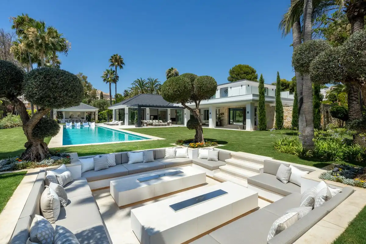 House with pool for sale in Nueva Andalucía, imagen 5