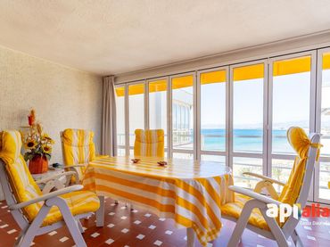 Duplex with balcony for sale in Mar i Camp - Platja dels Capellans