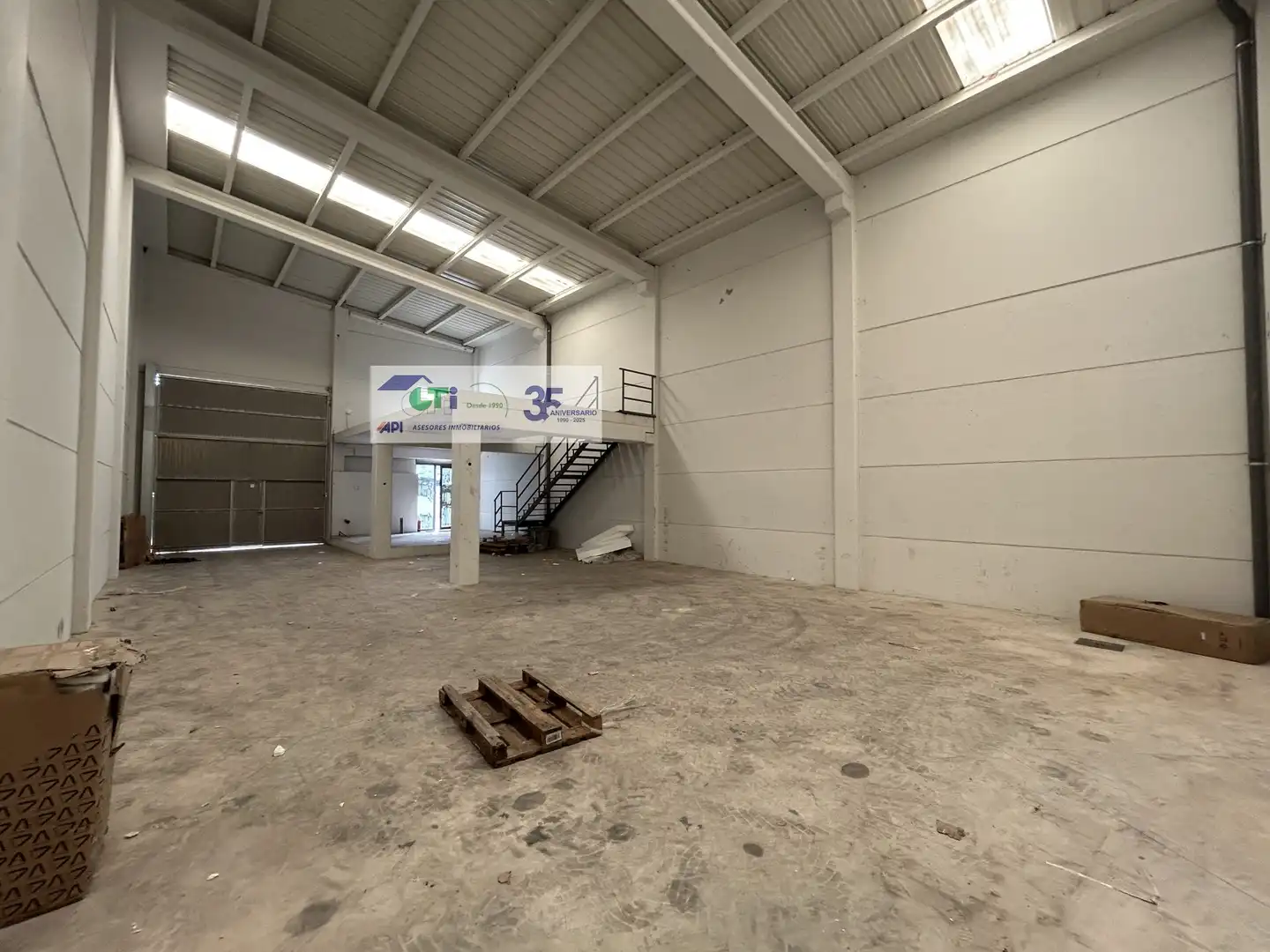 Nave industrial en venta en Zaragoza
