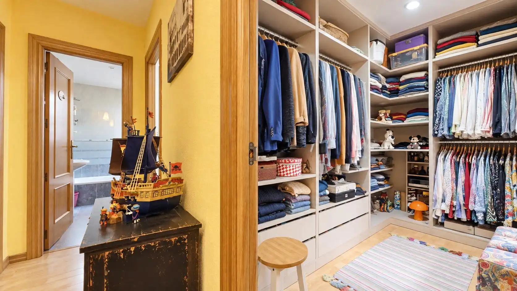 Habitación de Piso en venta en Plaza de Toros - Santa Rita