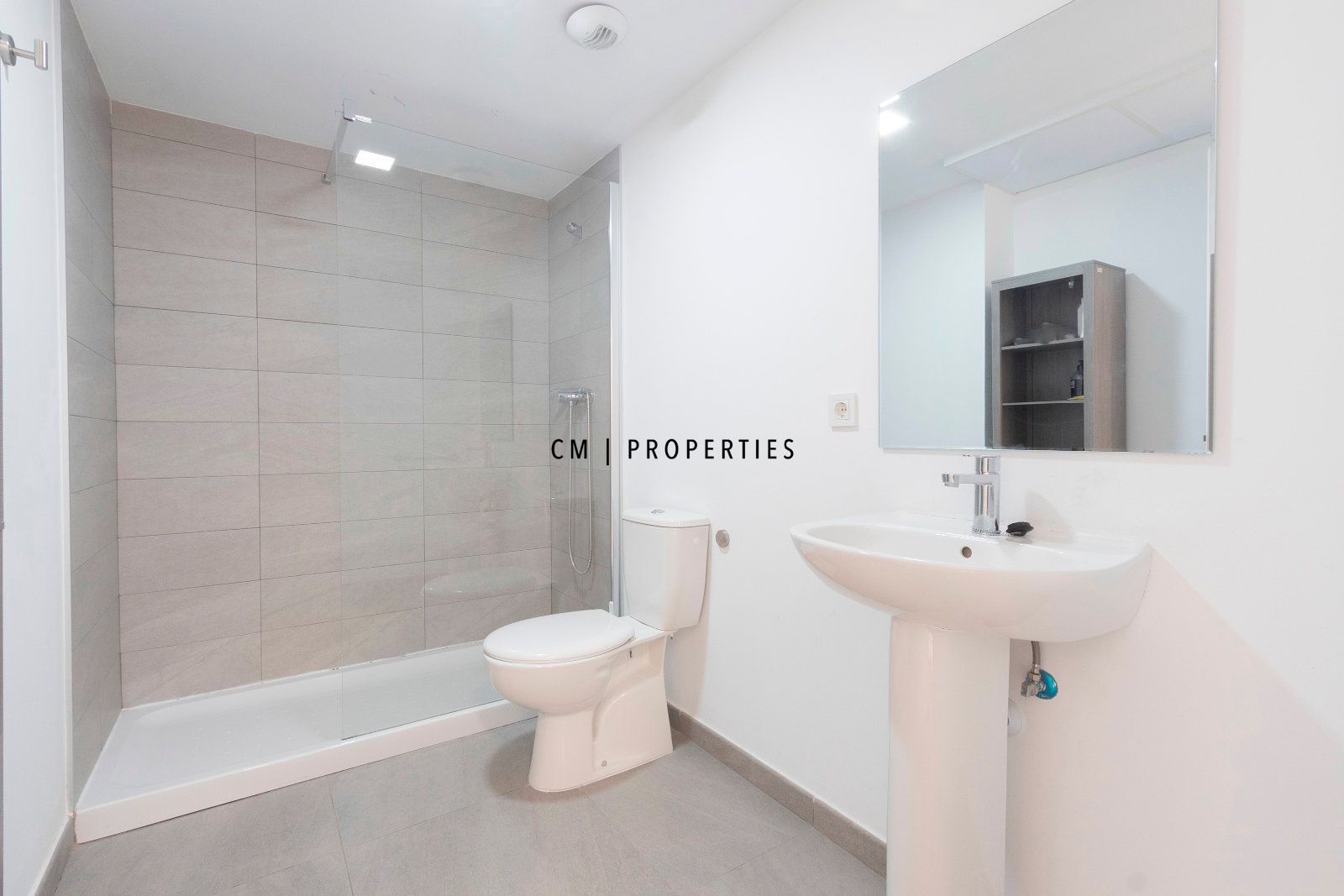 Baño de Piso de alquiler en Canet d'En Berenguer con Aire acondicionado, Calefacción y Parquet
