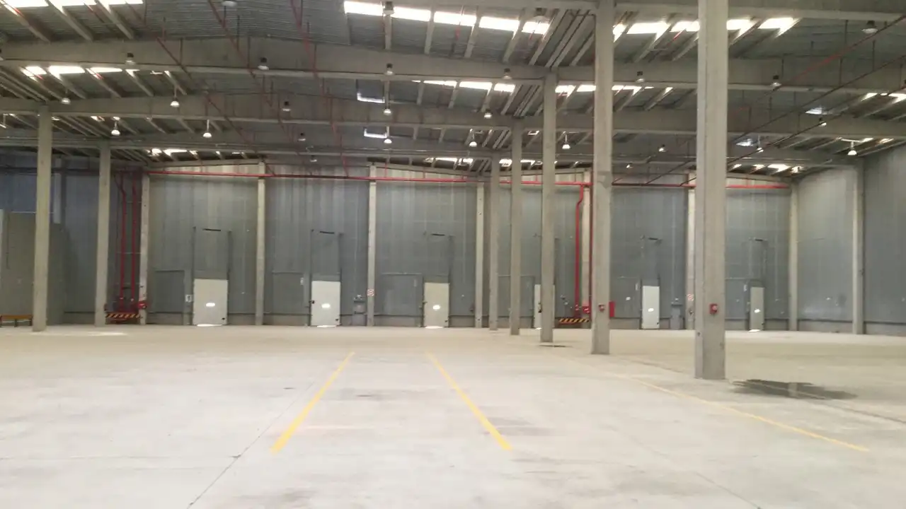 Industrial building to rent in Avenida del Río Henares 38, imagen 9