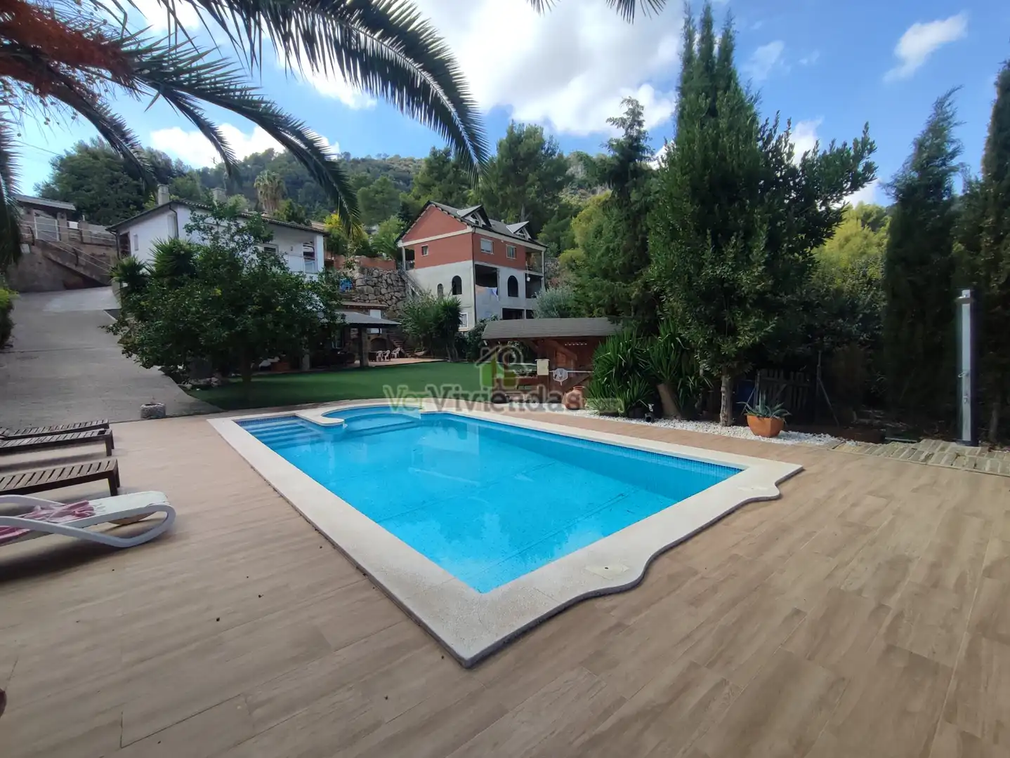 Swimming pool of Houses for sale in Vallirana, Barcelona