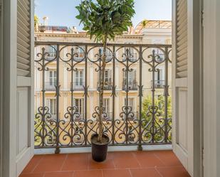 Balcony of Flat for sale in  Madrid Capital  with Air Conditioner, Terrace and Storage room