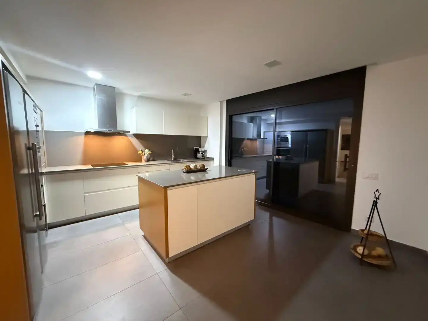 Kitchen of Detached homes for sale in Badalona  with Air Conditioner, Swimming Pool and Balcony