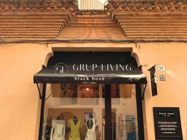 Locale commerciale in affitto a Carrer Major