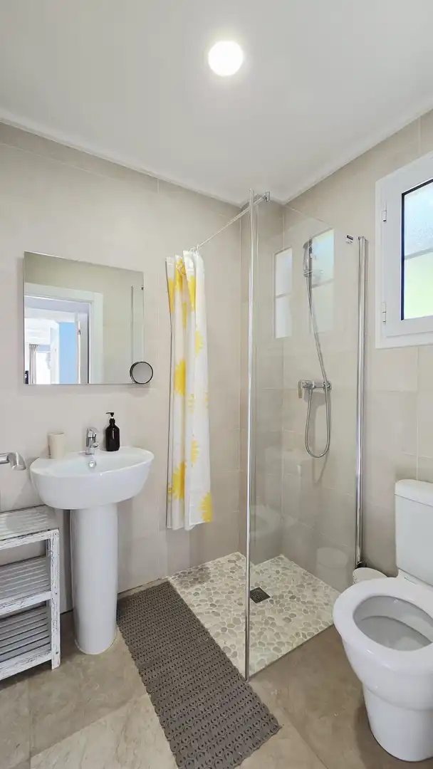 Bany de Casa o xalet en venda en Finestrat amb Aire condicionat, Jardí privat i Traster