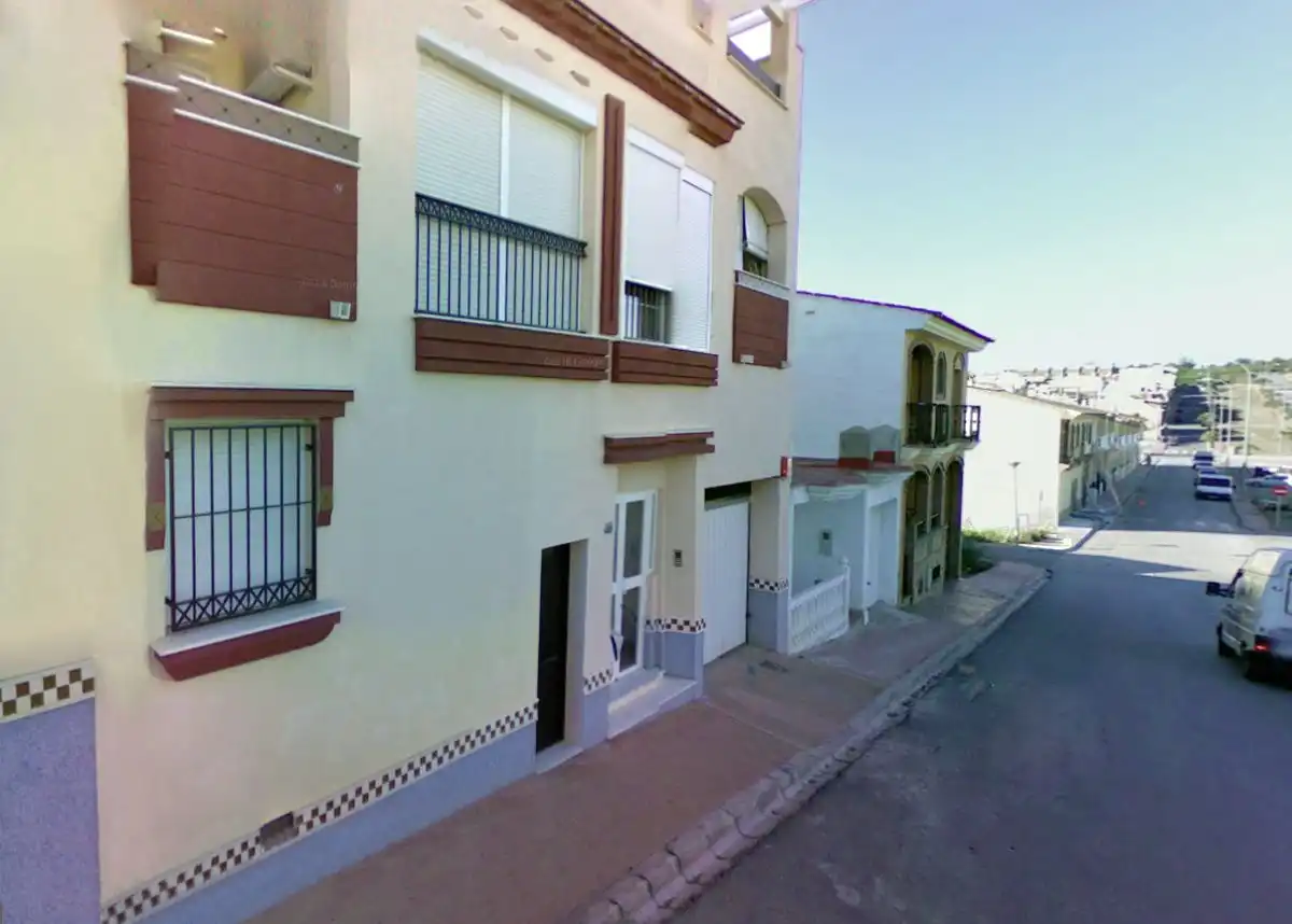 Vista exterior de Garatge en venda en Cártama